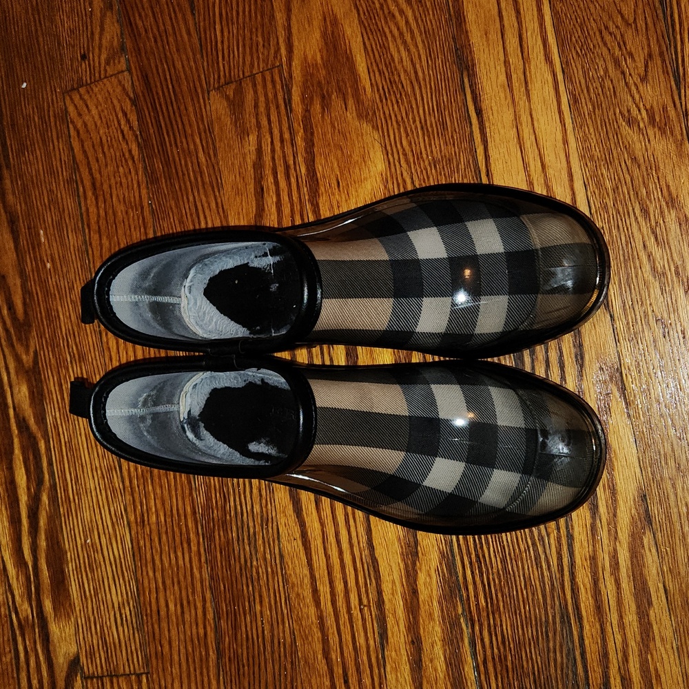 Authentic Burberry Ankle Rain boots sz EU 40 (US 10)